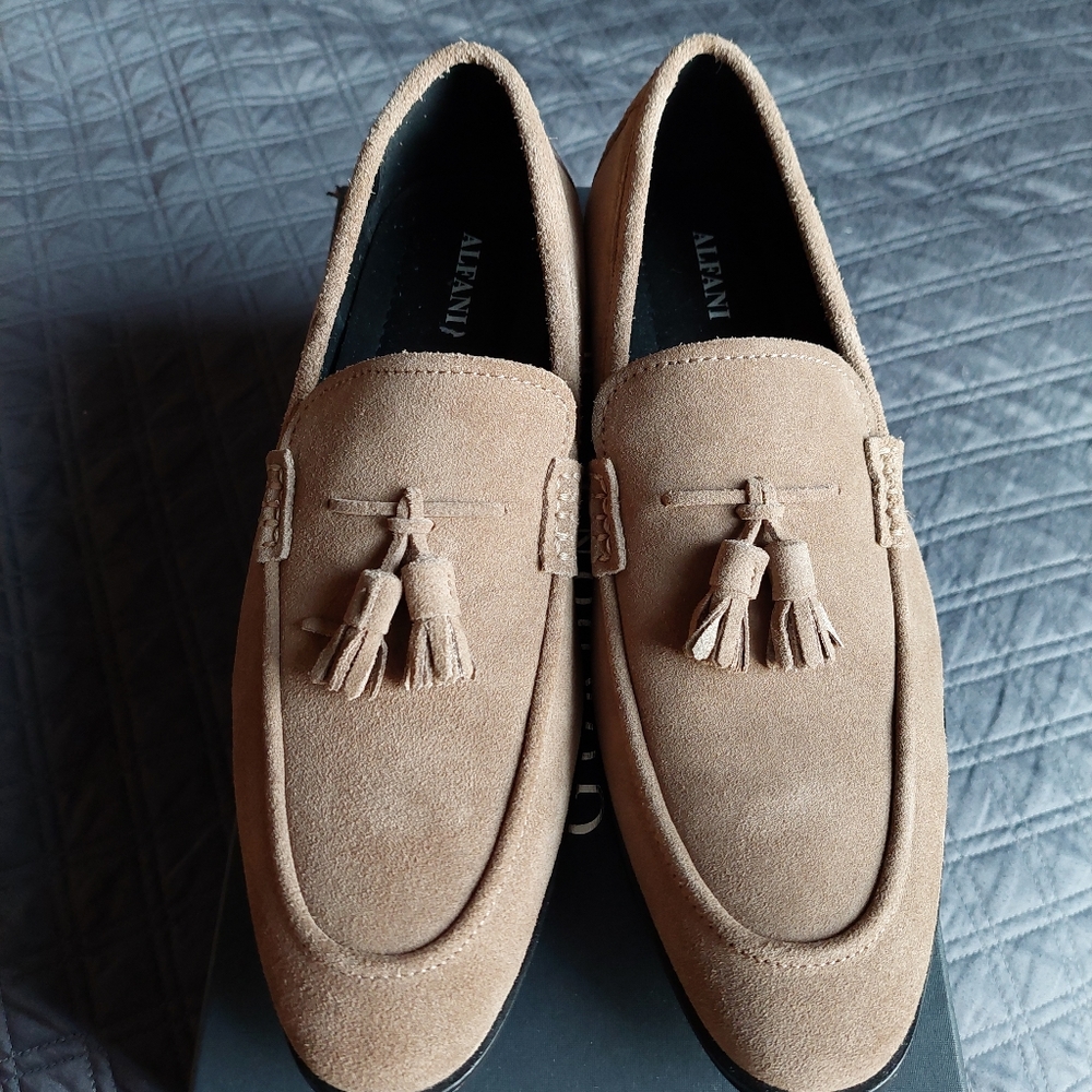 Tan Alfani Suede Loafer Brand New Never Won Size 9.